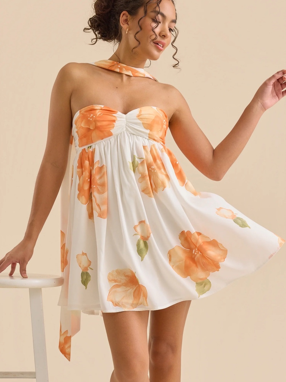 Altar’d State Dallie Strapless Floral Mini Dress in Orange & White NWT